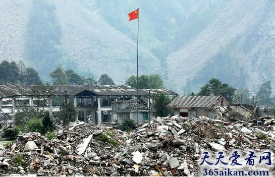 瓦解冰消是什么意思？瓦解冰消出自哪里？