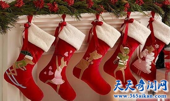 用来装礼物的圣诞袜子来历是怎么样的？