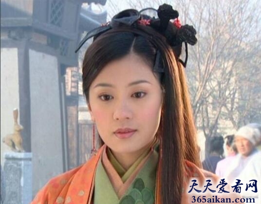 贾静雯.jpg