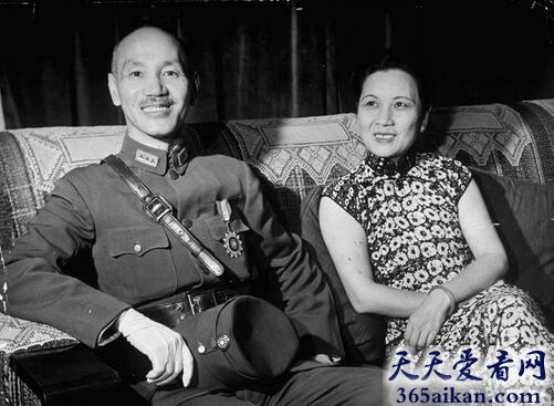 蒋介石夫人：宋美龄背后的故事