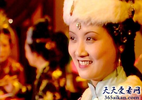 古典名著《红楼梦》中最尊重秦可卿的人是谁？