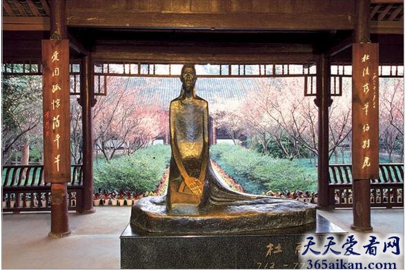 杜甫的诗歌是属于什么风格的,杜甫诗歌风格介绍