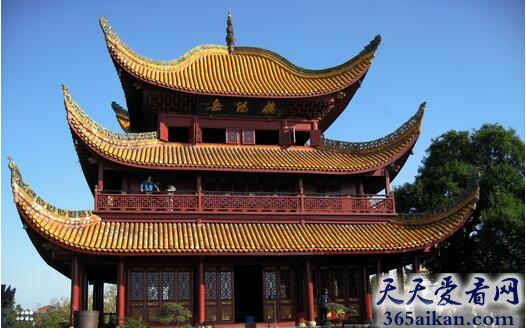 杜甫《登岳阳楼》原文,杜甫《登岳阳楼》作品鉴赏