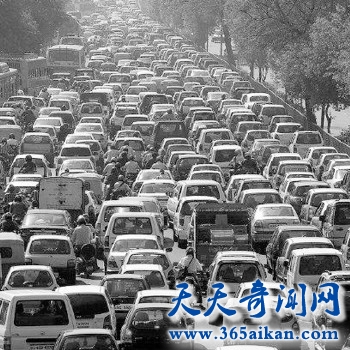 细数人类历史上最长的大堵车有哪些？中国北京也上榜了！