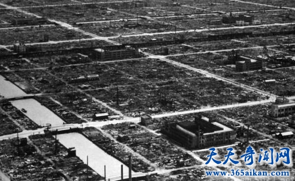 广岛核爆炸4.jpg
