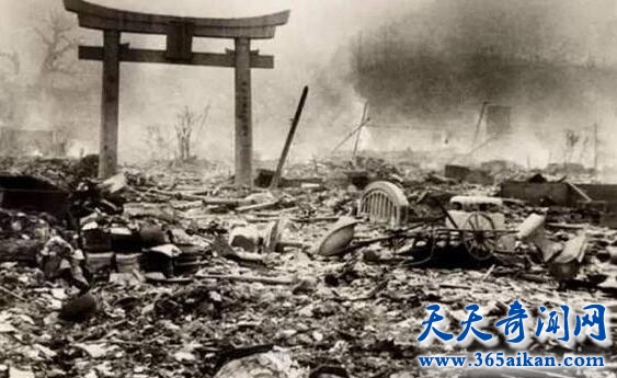 广岛原子弹事件是美国的残忍，还是日本的活该！