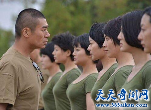 揭秘越南女兵为什么不穿内衣！越南女兵色诱术？
