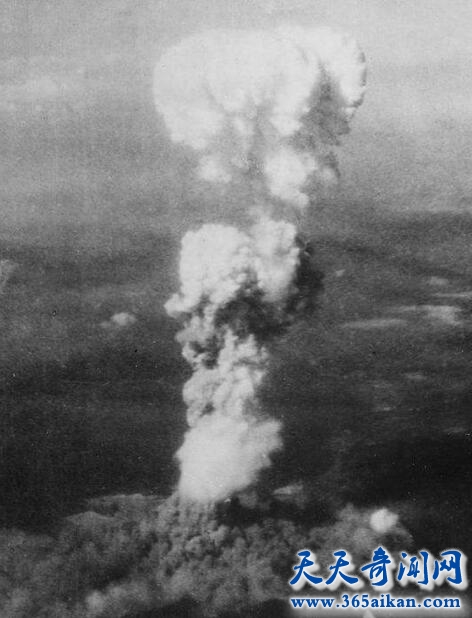 广岛长崎原子弹事件全过程，广岛长崎原子弹事件不为人知的秘密！