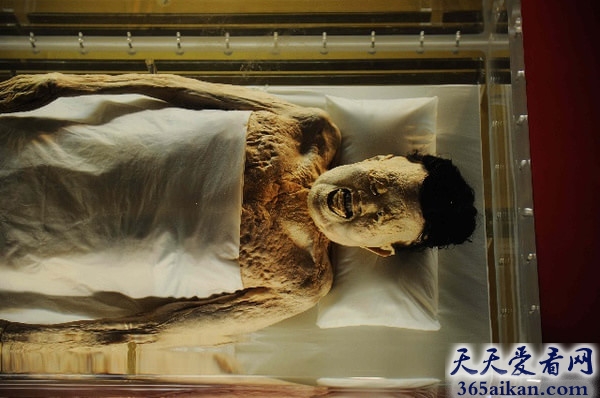 考古揭秘：长沙马王堆千年女尸不腐烂之谜！