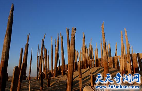 探寻中国最具争议的小河墓地，世界上干尸最多的墓地！