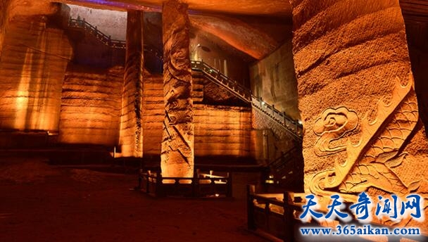 世界上人类最早的地底建筑龙游石窟是用来做什么的？地底金字塔龙游石窟是如何建造成的？