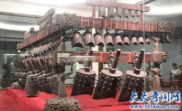 曾侯乙编钟1.jpg