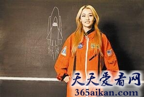 人类的先驱，华裔女生参加火星移民计划，立志生火星宝宝