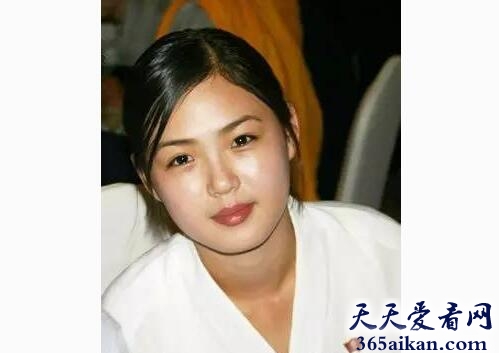 李雪主.jpg