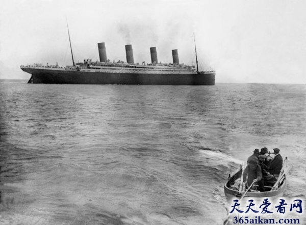 探索泰坦尼克号图片，一百年前的泰坦尼克号是怎么样的？