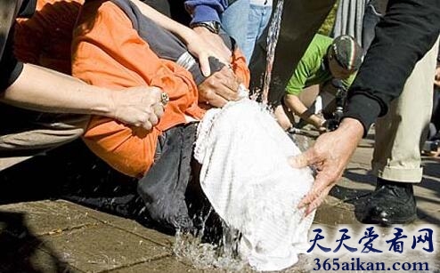 什么是水刑？水刑的危害有哪些？揭秘：水刑的操作流程