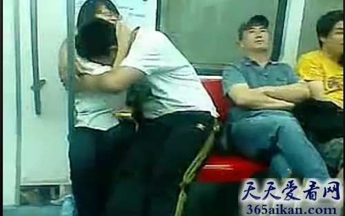 探秘震惊中国的地铁吃乳门事件，北京背上“淫都”的锅！