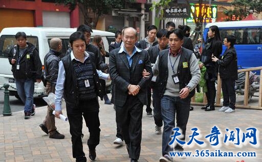 赌王何鸿燊侄子何猷伦操控卖淫团伙被捕！