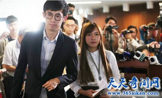 回顾臭名昭著港独事件，"港独"议员被取消资格