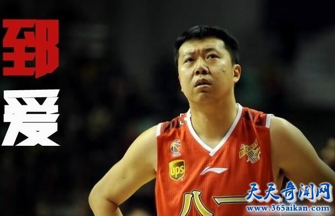 一个时代的落寞，中国男篮王治郅退役