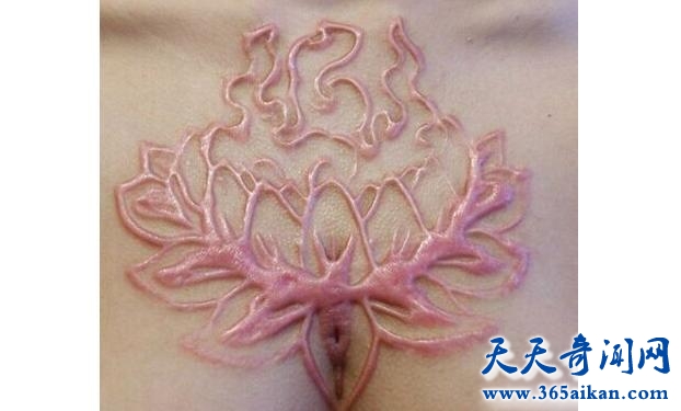 割肉纹身1.jpg