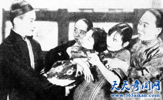中国第一部蜡盘发声的电影，《歌女红牡丹》火遍大江南北！