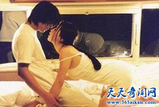妹妹勾引哥哥.jpg