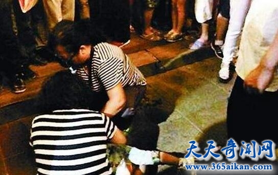 王府井幼女被捅事件目击者.jpg