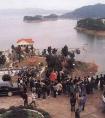 1994年千岛湖事件，32人被烧死24名台湾人