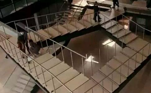 死循环楼梯：《鬼吹灯》中的悬魂梯是什么东西？