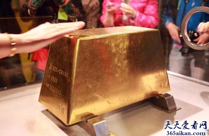 好想拿去卖了！世界上最大的金砖诞生台湾，大金砖重达220.3公斤！