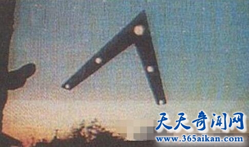 菲尼克斯之光2.jpg