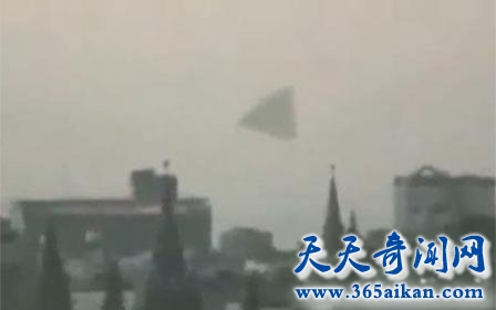 俄罗斯克里姆林宫上空惊现UFO，警方拒绝回答相关问题！