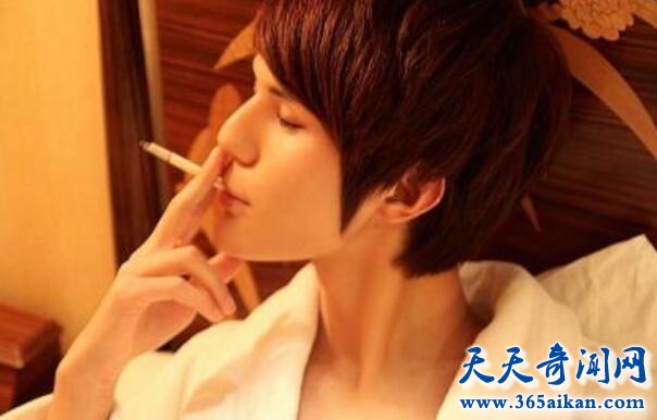 一代妖男马里山唯美图片，妖男马里山比女人还美!