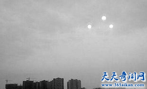 四川乐山三个太阳引市民惊呼出现UFO！