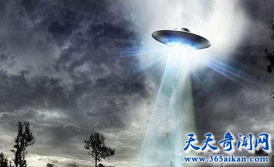 37%目击者看到UFO后产生性欲