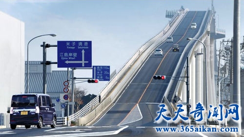 日本江岛大桥图片，日本江岛大桥真的那么陡吗？