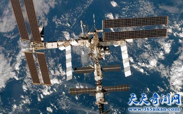 国际空间站为什么没有中国？中国的空间站和国际空间站有什么区别？