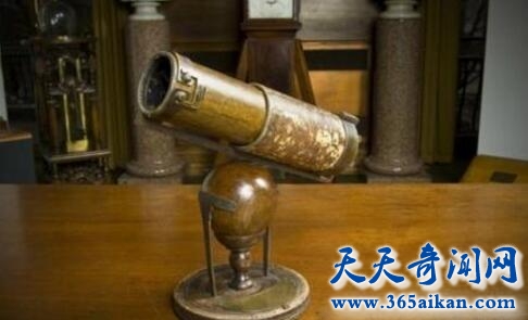 世界上第一架望远镜是谁发明的？科技改变世界！