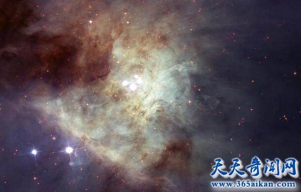 恒星系统的崩溃，宇宙中无形的战争！