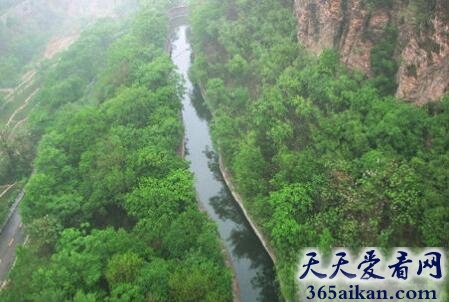 中国史上施工难度最大的引水渠——红旗渠