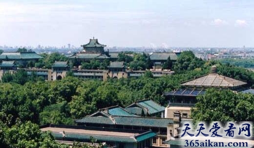 中国最美丽的大学校园——武汉大学