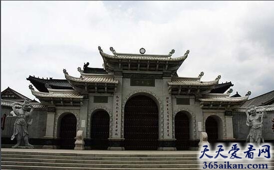 中国最大的尼姑庵：普寿寺