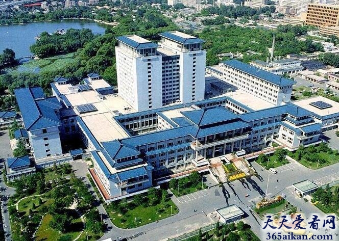 亚洲最大的图书馆：中国国家图书馆
