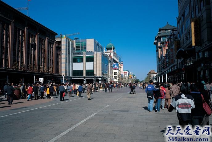 中国北京最有名的商业街：王府井大街