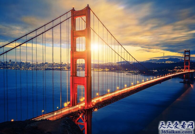 世界最著名的十大悬索桥，最悠久的距今已有70年！