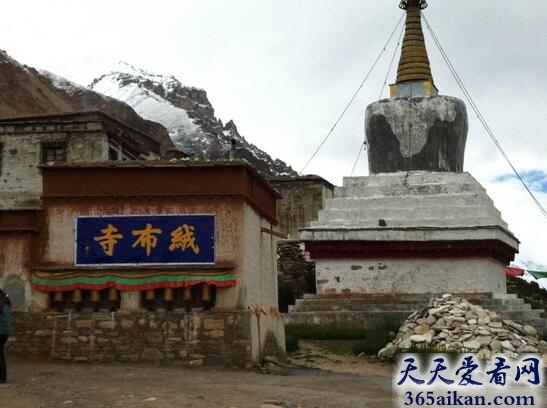 世界海拔最高的寺庙：绒布寺