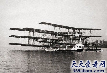历史揭秘：世界上第一架飞机到底是谁发明的？