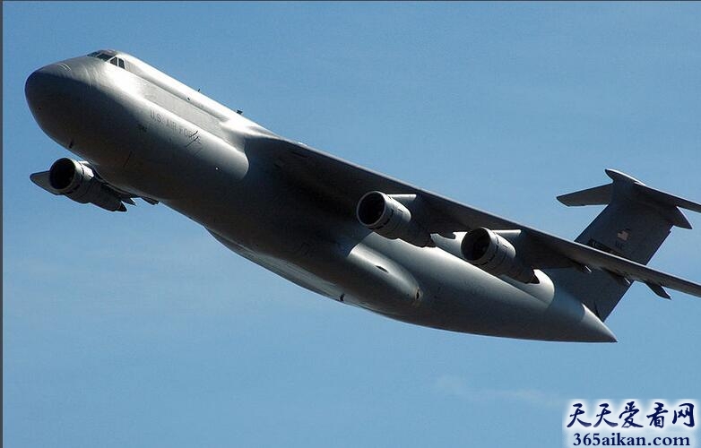 世界上最大的军用航空飞行器：C-5“银河”运输机