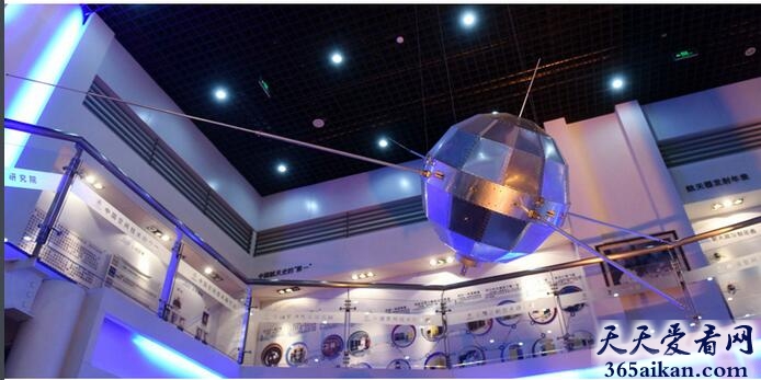 中国第一颗人造卫星：东方红一号